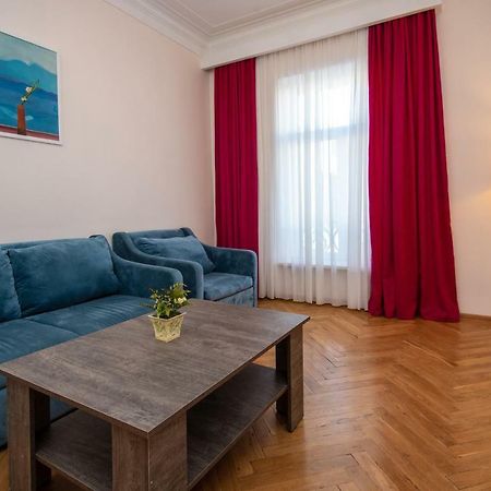 Gio'S Apartment Tbilisi Luaran gambar