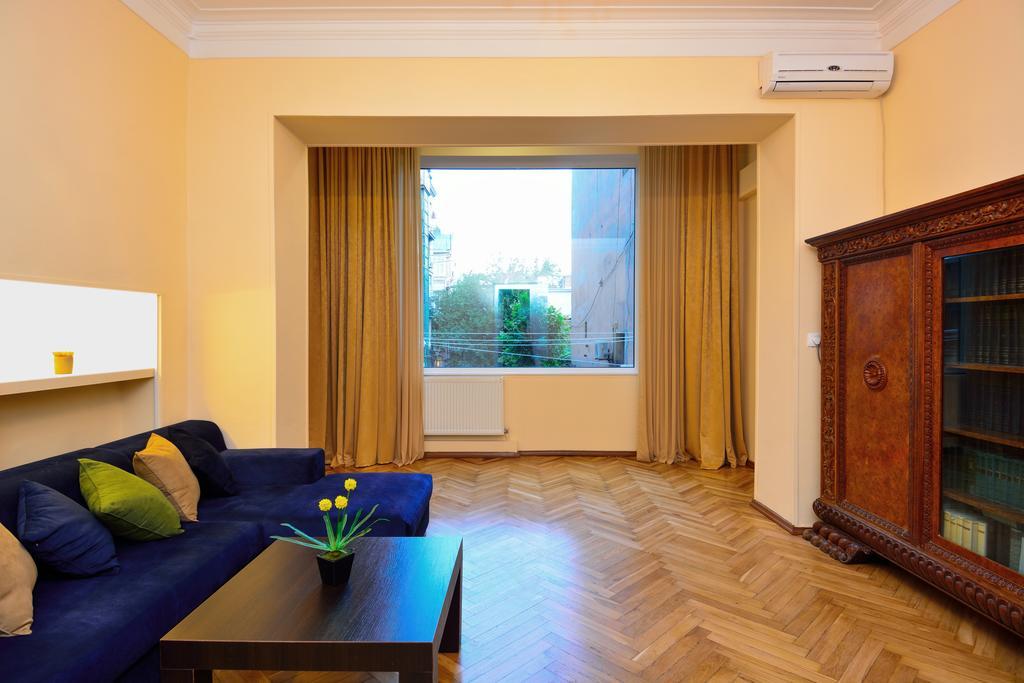 Gio'S Apartment Tbilisi Luaran gambar