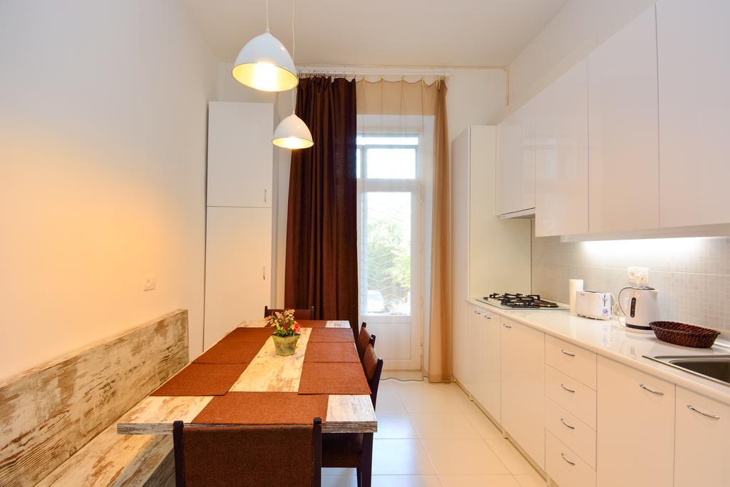 Gio'S Apartment Tbilisi Luaran gambar