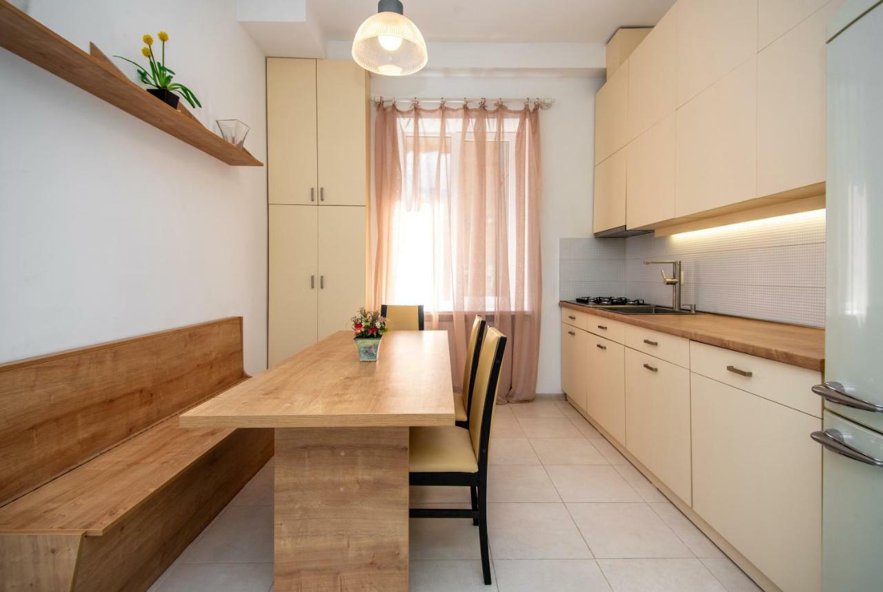 Gio'S Apartment Tbilisi Luaran gambar