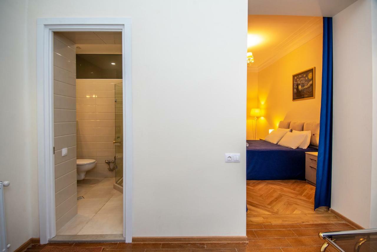 Gio'S Apartment Tbilisi Luaran gambar